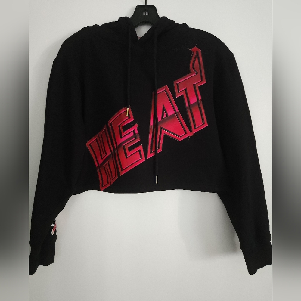 Mitchell and Ness Miami Heat Hoodie Big Face Cropped Womens Medium